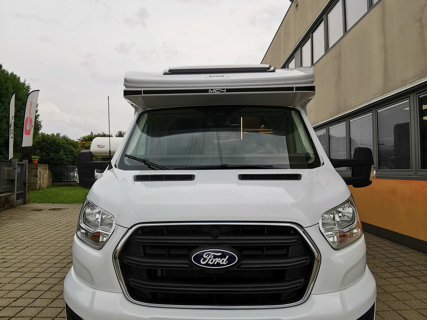 MC4 865 CON LETTI GEMELLI mt. 6,99